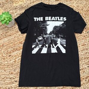 THE BEATLES TEE